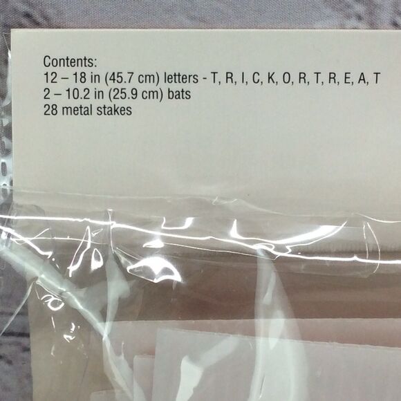 Trick Or Treat 18" Letters & Bats Yard Sign Halloween Festival Party 42 pc Kit - Picture 7 of 7